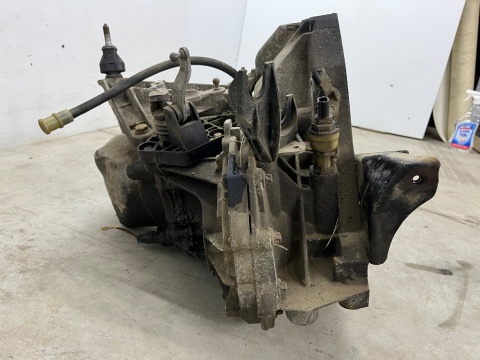 Skrzynia biegów Dacia Logan I Sandero I 05-14r. 1.5 dCi KOD jr5147 manualna 5 biegów Skrzynia biegów Dacia Logan I Sandero I 05-14r. 1.5 dCi KOD jr5147 manualna 5 biegów