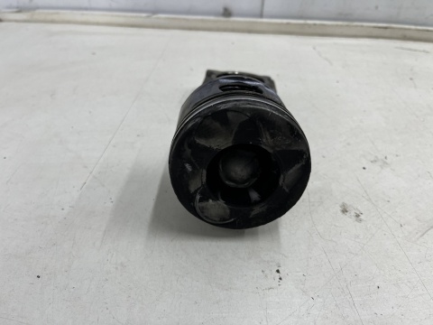 Tłok korbowód Renault Megane Clio Scenic Laguna Dacia Logan Duster Sandero Nissan Note Qashqai Micra 1.5 dCi kod silnika K9KT766