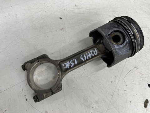 Tłok korbowód Renault Megane Clio Scenic Laguna Dacia Logan Duster Sandero Nissan Note Qashqai Micra 1.5 dCi kod silnika K9KT766