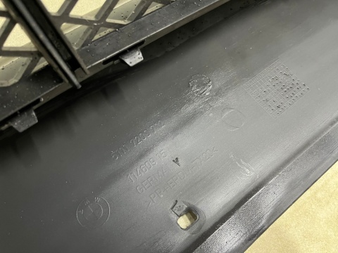 Zderzak przedni BMW 5 F10 F11 10-13r. Przedlift przód 4XPDC spryski 7200712