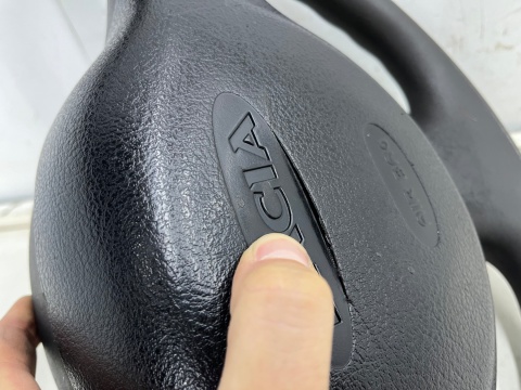 Kierownica Dacia Logan 1 I 05-14r. z poduszką AIRBAG Kierownica Dacia Logan 1 I 05-14r. z poduszką AIRBAG