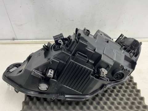 Lampa reflektor BMW 4 F32 F33 F82 Lift LCI 17-20r. ADAPTIVE LED prawa przednia Europa 7498920 Lampa reflektor BMW 4 F32 F33 F82 Lift LCI 17-20r. ADAPTIVE LED prawa przednia Europa 7498920