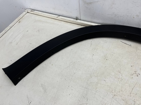 Listwa BMW X5 E70 06-13r. prawy przedni rant nadkola błotnika nakładka prawy przód 7158428 Listwa BMW X5 E70 06-13r. prawy przedni rant nadkola błotnika nakładka prawy przód 7158428
