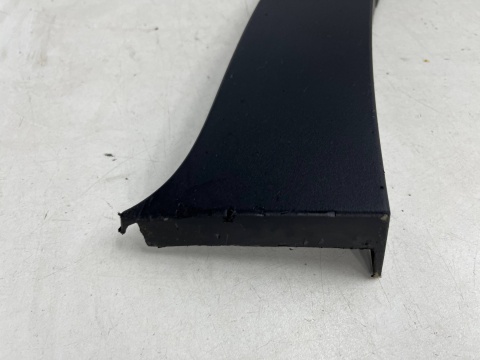 Listwa BMW X5 E70 06-13r. prawy przedni rant nadkola błotnika nakładka prawy przód 7158428 Listwa BMW X5 E70 06-13r. prawy przedni rant nadkola błotnika nakładka prawy przód 7158428