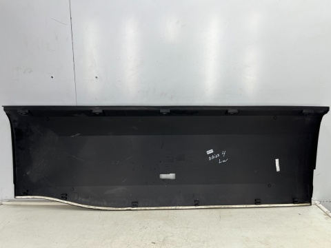 Listwa Iveco Daily 4 IV 14r.- lewa nakładka boczna karoseryjna długość 685mm. 5801811493 Listwa Iveco Daily 4 IV 14r.- lewa nakładka boczna karoseryjna długość 685mm. 5801811493