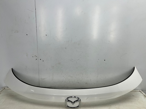 Listwa Mazda CX-5 II CX5 II KF KB 17r.- blenda nakładka górna klapy bagażnika KB7W-50811 Listwa Mazda CX-5 II CX5 II KF KB 17r.- blenda nakładka górna klapy bagażnika KB7W-50811