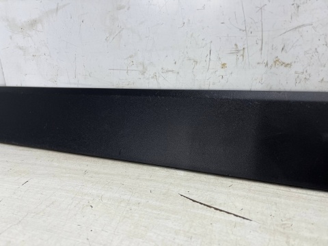 Listwa Seat Arona 17r.- lewa przednia DOLNA nakładka drzwi boczna lewy przód 6f9853959 Listwa Seat Arona 17r.- lewa przednia DOLNA nakładka drzwi boczna lewy przód 6f9853959