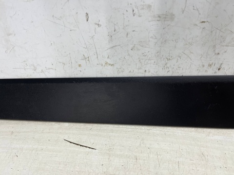Listwa Seat Arona 17r.- lewa przednia DOLNA nakładka drzwi boczna lewy przód 6f9853959 Listwa Seat Arona 17r.- lewa przednia DOLNA nakładka drzwi boczna lewy przód 6f9853959