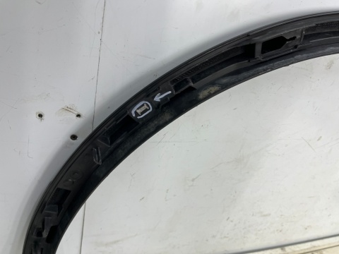 Listwa VW Touareg II 7p 10-18r. lewy tylny rant nadkola błotnika nakładka lewy tył 7p6854819b Listwa VW Touareg II 7p 10-18r. lewy tylny rant nadkola błotnika nakładka lewy tył 7p6854819b
