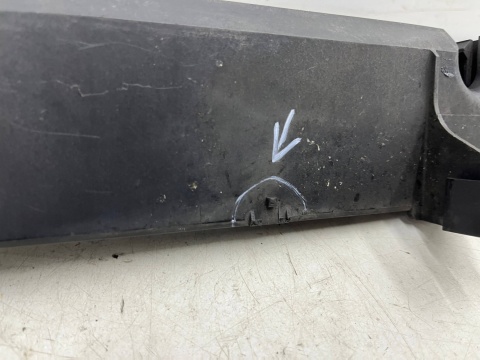 Mocowanie chłodnicy BMW M3 F80 M4 F82 F83 M2 F87 prawy wspornik panel boczna chłodnic pasa Oryginalne 7848787 Mocowanie chłodnicy BMW M3 F80 M4 F82 F83 M2 F87 prawy wspornik panel boczna chłodnic pasa Oryginalne 7848787