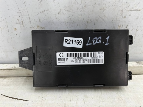 Moduł komfortu Dacia Logan I Sandero 05-14r. sterownik komputer 8201029401 BCM X90 V7