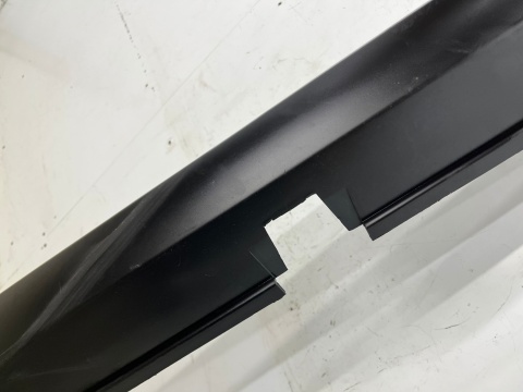 Nakładka progu Citroen C3 III 16-24r. LEWA listwa progowa zewnętrzna lewy próg 9813817480 Nakładka progu Citroen C3 III 16-24r. LEWA listwa progowa zewnętrzna lewy próg 9813817480
