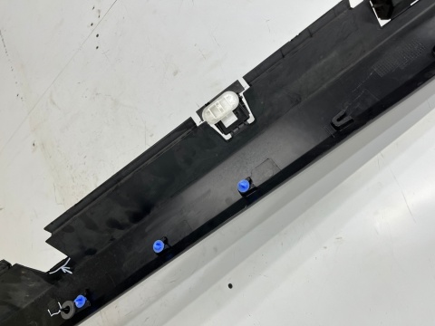 Nakładka progu Citroen C3 III 16-24r. LEWA listwa progowa zewnętrzna lewy próg 9813817480 Nakładka progu Citroen C3 III 16-24r. LEWA listwa progowa zewnętrzna lewy próg 9813817480