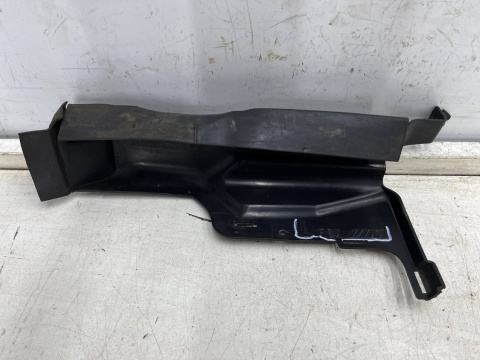 Osłona chłodnicy BMW M3 F80 M4 F82 F83 M2 F87 lewa kierownica powietrza pasa przedniego wlot 8057149 Osłona chłodnicy BMW M3 F80 M4 F82 F83 M2 F87 lewa kierownica powietrza pasa przedniego wlot 8057149