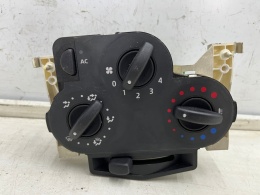 Panel klimatyzacji Dacia Logan 1 I Mcv 05-14r. sterowania nawiewem wentylacją Z KLIMATYZACJĄ 69570001