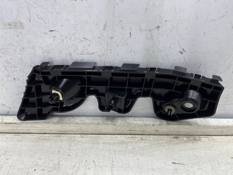 Ślizg Mazda CX-30 CX30 19r.- LEWE tylne mocowanie zderzaka wspornik uchwyt lewy tył dfr5502j1 Ślizg Mazda CX-30 CX30 19r.- LEWE tylne mocowanie zderzaka wspornik uchwyt lewy tył dfr5502j1