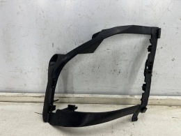 Ślizg Peugeot 2008 I 13-19r. prawe tylne mocowanie kosz lampy przeciwmgielnej zderzaka wspornik uchwyt prawy tył 9800481080