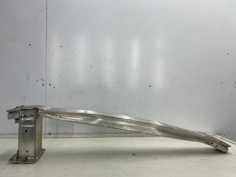 Belka zderzaka Porsche Macan 95b 14r.- przednie wzmocnienie pasa PRAWA strefa zgniotu przód oryginalne 8r0807113d 8r0807134d Belka zderzaka Porsche Macan 95b 14r.- przednie wzmocnienie pasa PRAWA strefa zgniotu przód oryginalne 8r0807113d 8r0807134d