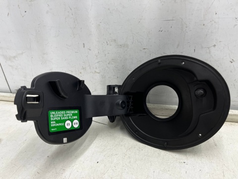 Klapka wlewu paliwa Mazda CX-30 CX30 19r.- silniczek zamek blokada dfr54242 Klapka wlewu paliwa Mazda CX-30 CX30 19r.- silniczek zamek blokada dfr54242