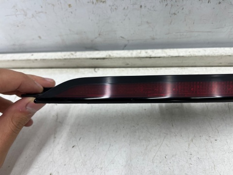 Lampa BMW X5 G05 18r.- trzecie dodatkowe światło stop w spoiler klapy bagażnika 749136507 Lampa BMW X5 G05 18r.- trzecie dodatkowe światło stop w spoiler klapy bagażnika 749136507