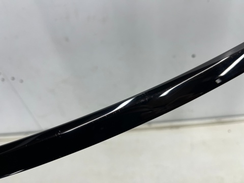 Listwa Audi A6 C8 18r.- lewa przednia listwa ozdobna górnej uszczelki zewnętrznej szyby drzwi lewy przód 4k0837643a Listwa Audi A6 C8 18r.- lewa przednia listwa ozdobna górnej uszczelki zewnętrznej szyby drzwi lewy przód 4k0837643a