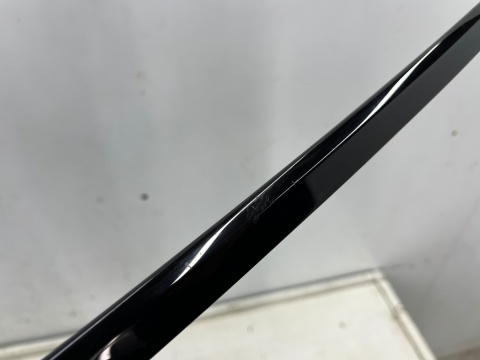 Listwa Audi A6 C8 18r.- lewa przednia listwa ozdobna górnej uszczelki zewnętrznej szyby drzwi lewy przód 4k0837643a Listwa Audi A6 C8 18r.- lewa przednia listwa ozdobna górnej uszczelki zewnętrznej szyby drzwi lewy przód 4k0837643a