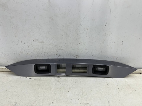 Listwa BYD Seal U 23r.- lampki podświetlenia tablicy blenda nakładka dolna klapy bagażnika na przycisk i kamerę sa3hk-5506110 Listwa BYD Seal U 23r.- lampki podświetlenia tablicy blenda nakładka dolna klapy bagażnika na przycisk i kamerę sa3hk-5506110