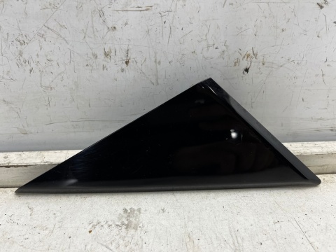 Listwa Mazda 3 III BM BN 13-18r. PRAWA przednia nakładka osłona trójkąt drzwi przednich prawy przód bdgf Listwa Mazda 3 III BM BN 13-18r. PRAWA przednia nakładka osłona trójkąt drzwi przednich prawy przód bdgf