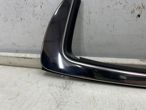 Listwa Mazda 3 IV BP 19r.- PRAWA tylna chromowana nakładka osłona na trójkąt szyby drzwi tylnych prawy tył Listwa Mazda 3 IV BP 19r.- PRAWA tylna chromowana nakładka osłona na trójkąt szyby drzwi tylnych prawy tył