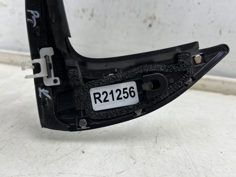 Listwa Mazda 3 IV BP 19r.- PRAWA tylna chromowana nakładka osłona na trójkąt szyby drzwi tylnych prawy tył Listwa Mazda 3 IV BP 19r.- PRAWA tylna chromowana nakładka osłona na trójkąt szyby drzwi tylnych prawy tył