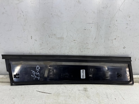 Listwa Mazda CX-5 I CX5 I KE GH LIFT 12-17r. prawa tylna nakładka osłona słupka drzwi tylnych środkowa prawy tył kd5350m31 Listwa Mazda CX-5 I CX5 I KE GH LIFT 12-17r. prawa tylna nakładka osłona słupka drzwi tylnych środkowa prawy tył kd5350m31