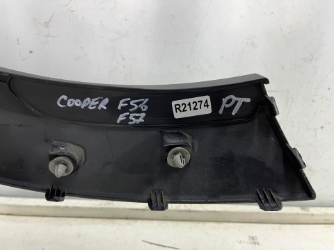 Listwa Mini Cooper F56 3drzwi F57 cabrio 2013r.- prawy tylny rant nadkola błotnika nakładka prawy tył 7300821 Listwa Mini Cooper F56 3drzwi F57 cabrio 2013r.- prawy tylny rant nadkola błotnika nakładka prawy tył 7300821