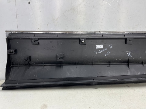 Listwa VW Tiguan II 5na + Allspace Tarraco 18r.- LEWA przednia dolna nakładka drzwi CHROM lewy przód 2ga854949ag 2ga854949af Listwa VW Tiguan II 5na + Allspace Tarraco 18r.- LEWA przednia dolna nakładka drzwi CHROM lewy przód 2ga854949ag 2ga854949af