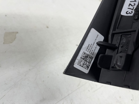 Listwa Volvo XC90 II 14r.- PRAWY tylny rant nadkola błotnika nakładka prawy tył 31378161 Listwa Volvo XC90 II 14r.- PRAWY tylny rant nadkola błotnika nakładka prawy tył 31378161