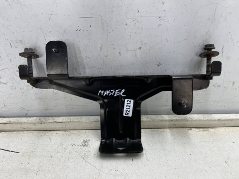 Mocowanie zbiornika Opel Movano B Master III NV400 10r.- łapa zbiornika baku AdBlue 204368917r Mocowanie zbiornika Opel Movano B Master III NV400 10r.- łapa zbiornika baku AdBlue 204368917r