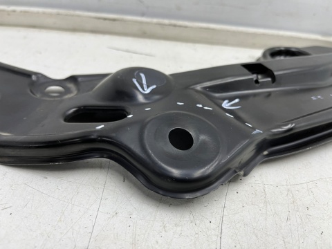 Pas przedni VW Polo 6 VI 2g LIFT 21r.- prawe przednie górne mocowanie pasa okular łącznik wspornik prawy przód 2g0805932d Pas przedni VW Polo 6 VI 2g LIFT 21r.- prawe przednie górne mocowanie pasa okular łącznik wspornik prawy przód 2g0805932d
