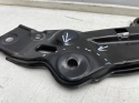 Pas przedni VW Polo 6 VI 2g LIFT 21r.- prawe przednie górne mocowanie pasa okular łącznik wspornik prawy przód 2g0805932d