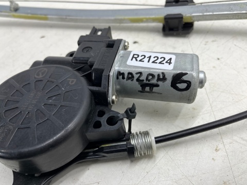 Podnośnik szyb Mazda 6 II GH kombi 07-12r. prawy tylny mechanizm podnoszenia szyb elektryczny prawy tył d6515858x Podnośnik szyb Mazda 6 II GH kombi 07-12r. prawy tylny mechanizm podnoszenia szyb elektryczny prawy tył d6515858x