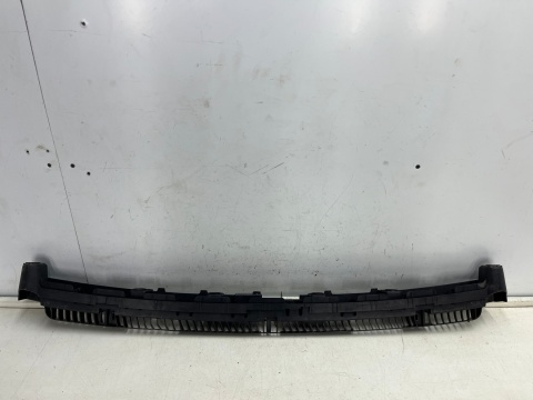 Ślizg Seat Arona 17r.- tylne środkowe mocowanie wspornik uchwyt zderzaka tył 6f9807863c Ślizg Seat Arona 17r.- tylne środkowe mocowanie wspornik uchwyt zderzaka tył 6f9807863c