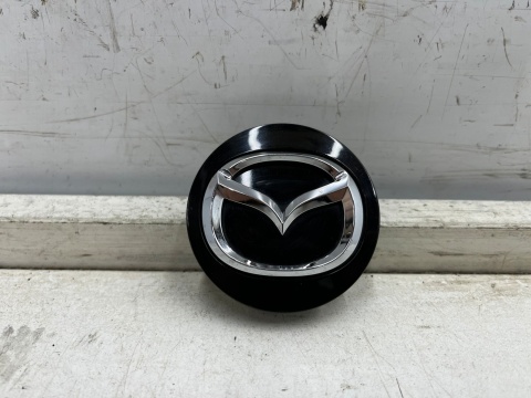 Kołpak Mazda dekielek zaślepka felgi aluminiowej 57 mm. oryginalny bbm237190 Kołpak Mazda dekielek zaślepka felgi aluminiowej 57 mm. oryginalny bbm237190