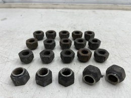 Nakrętki do felg stalowych Mitsubishi Kia Hyundai Toyota Lexus Mazda M12x1,5 Stożkowe gwint 16mm. do kół 20szt. klucz 21