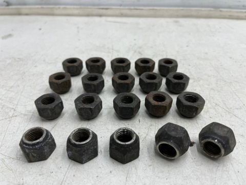 Nakrętki do felg stalowych Mitsubishi Kia Hyundai Toyota Lexus Mazda M12x1,5 Stożkowe gwint 16mm. do kół 20szt. klucz 21 Nakrętki do felg stalowych Mitsubishi Kia Hyundai Toyota Lexus Mazda M12x1,5 Stożkowe gwint 16mm. do kół 20szt. klucz 21