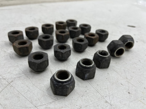 Nakrętki do felg stalowych Mitsubishi Kia Hyundai Toyota Lexus Mazda M12x1,5 Stożkowe gwint 16mm. do kół 20szt. klucz 21 Nakrętki do felg stalowych Mitsubishi Kia Hyundai Toyota Lexus Mazda M12x1,5 Stożkowe gwint 16mm. do kół 20szt. klucz 21