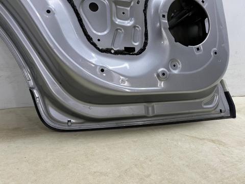 Drzwi MG ZS 17r.- lewe tylne lewy tył 10322167 Drzwi MG ZS 17r.- lewe tylne lewy tył 10322167