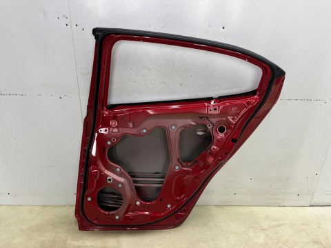 Drzwi Mazda 3 III BM 13-18r. Sedan prawe tylne prawy tył B45A72010 Drzwi Mazda 3 III BM 13-18r. Sedan prawe tylne prawy tył B45A72010