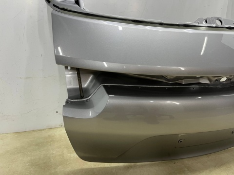 Klapa bagażnika Porsche Panamera 974 Sport Tourismo 16-23r. tylna  97482715B Klapa bagażnika Porsche Panamera 974 Sport Tourismo 16-23r. tylna  97482715B