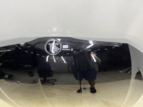 Maska Skoda Octavia 4 IV 19r.- pokrywa silnika 5E3823155 Maska Skoda Octavia 4 IV 19r.- pokrywa silnika 5E3823155