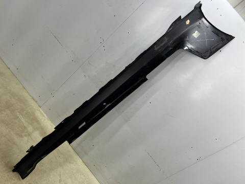 Nakładka progu BMW M2 G87 23r.- LEWA listwa progowa zewnętrzna lewy próg 8081265 Nakładka progu BMW M2 G87 23r.- LEWA listwa progowa zewnętrzna lewy próg 8081265