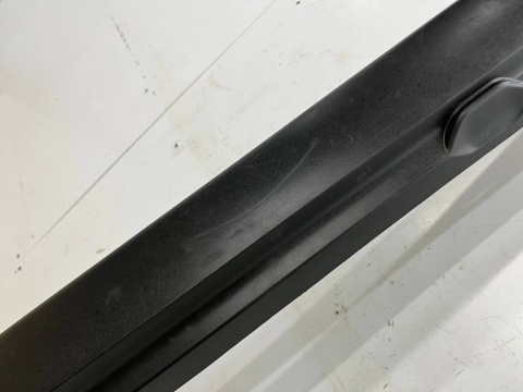 Nakładka progu Renault Scenic 4 IV 16-22r. prawa listwa progowa zewnętrzna próg 764260212r