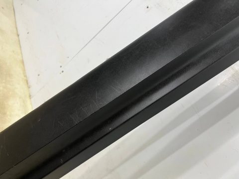 Nakładka progu Renault Scenic 4 IV 16-22r. prawa listwa progowa zewnętrzna próg 764260212r